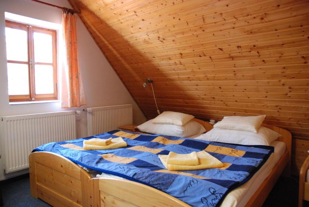 Hotel U Ruze Slavonice Room photo
